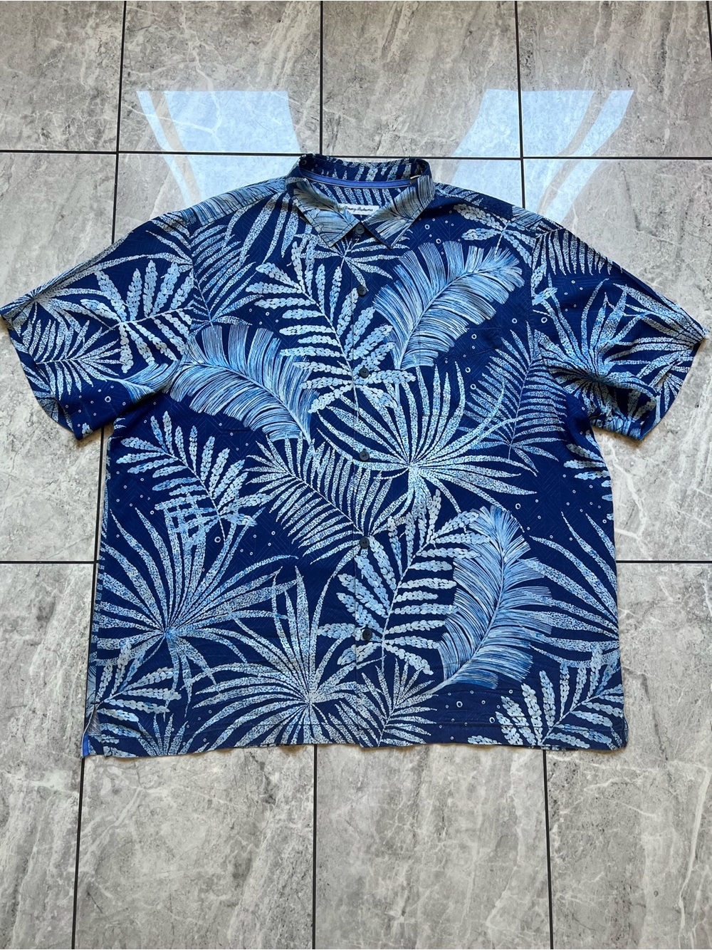 Tommy Bahama Mens XXL Blue Silk Tropical Palm Leaf Print Short Sleeve Camp Shirt